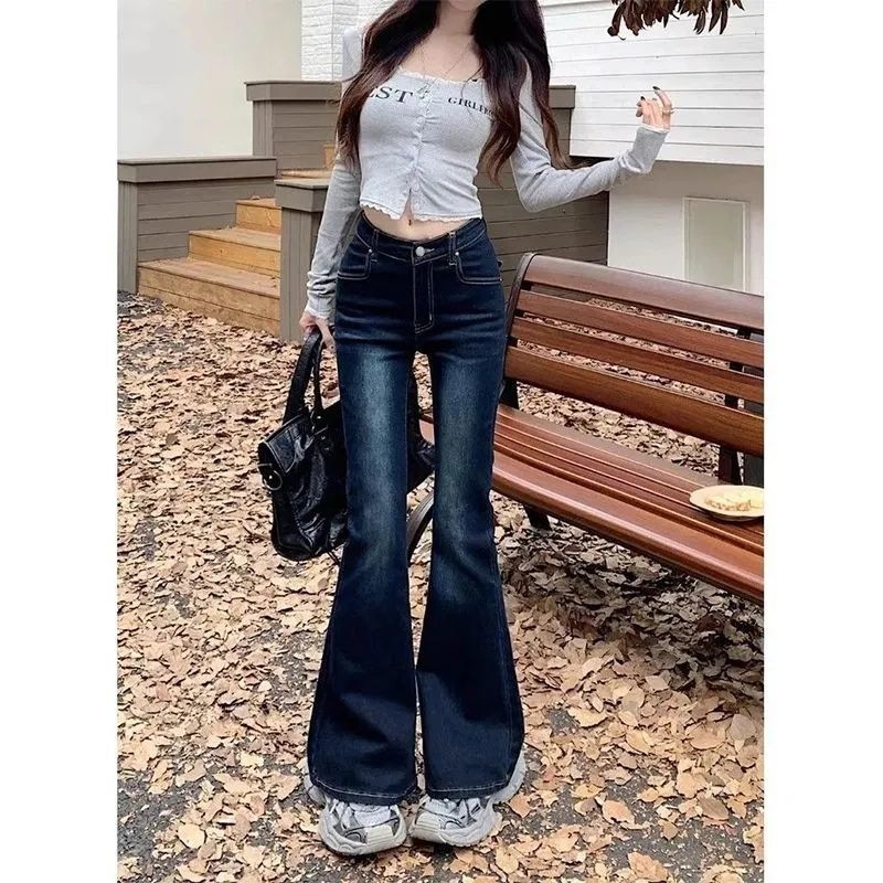 Jeans dama în stil american, denim spălat, talie joasă, ușor evazați, siluetă cu croială evazivă, toamnă 2025, croială slim și versatilă