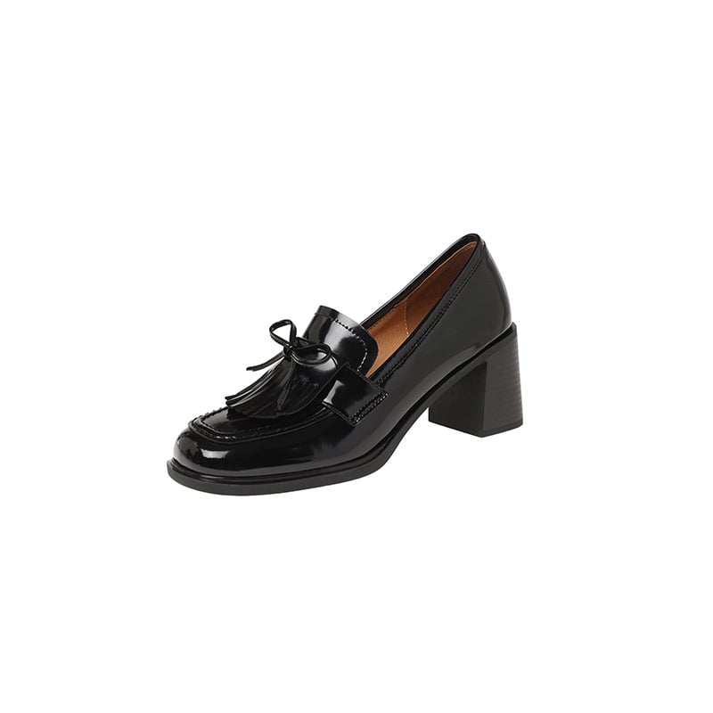 Pantofi dama loafers din piele cu ciucuri, stil academic, vârf rotund, toc gros 6–8 cm, piele de vită