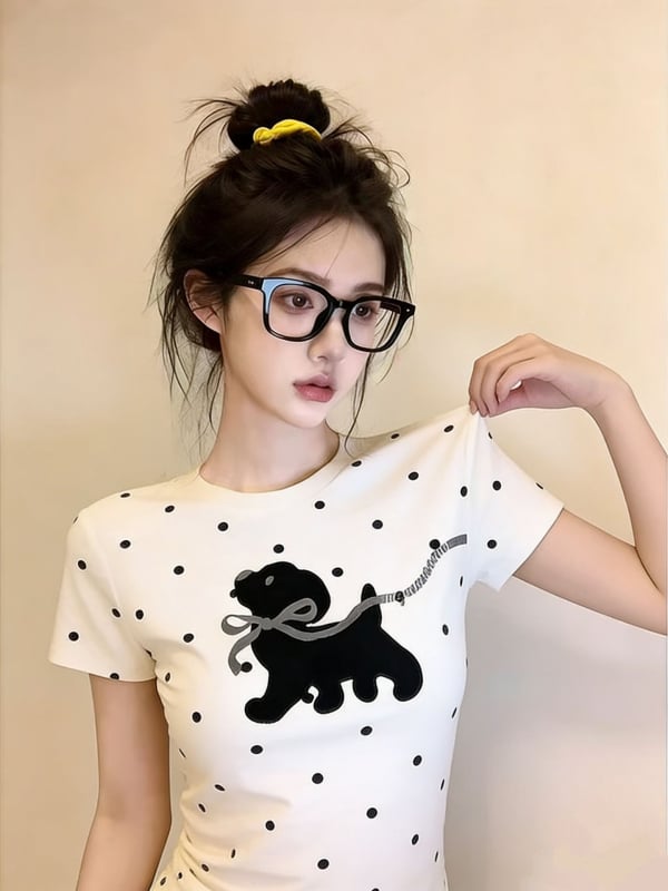 Tricou pentru femei, stil coreean, cu buline, mânecă scurtă, vară 2026, nou, croială slim, top boutique