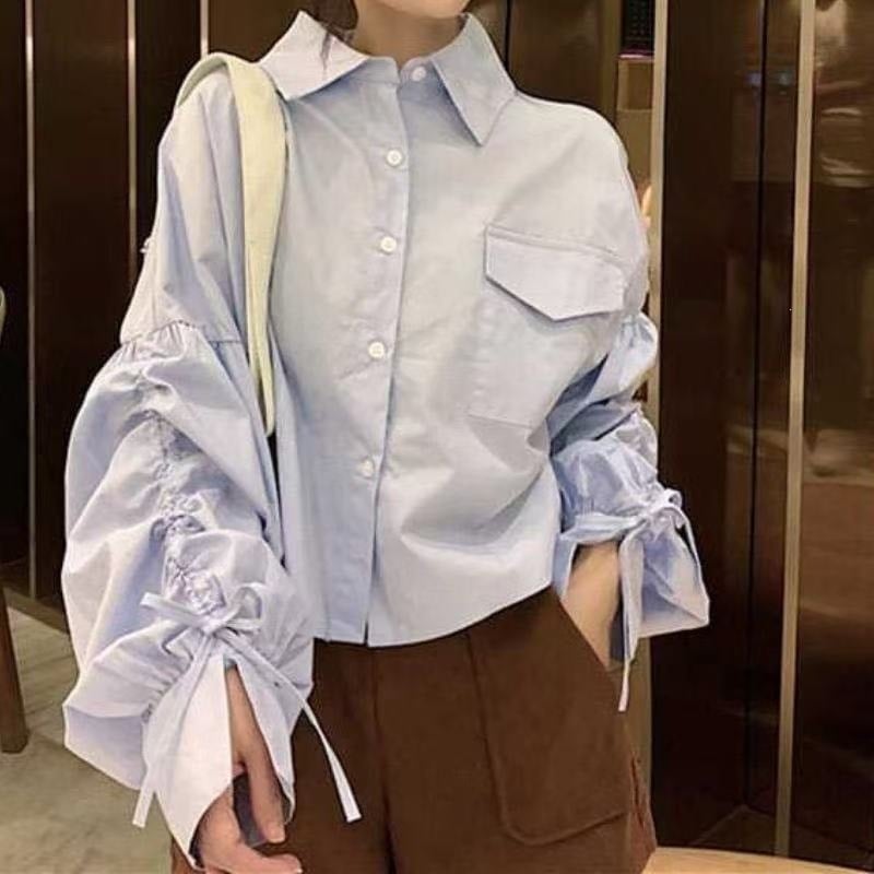 Bluza cu guler de păpușă, satin moale, croială lejeră, mâneci lungi