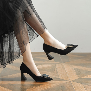 Pantofi dama cu varf ascuțit, toc gros, curea cu cataramă, din velur, pentru birou, mărimi 30–43