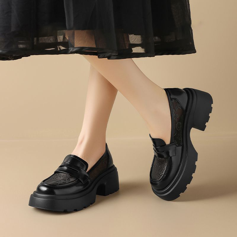 Női hálószövésű, lélegző loafer slip-on, brit hatású stílus, tavasz–nyár 2026