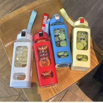 Pahar pătrat din plastic pentru apă, design elegant, lux discret, pentru uz casnic, cu mâner