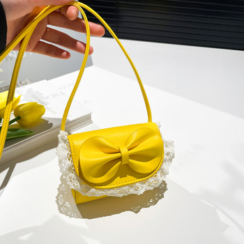 Geantă mini pentru femei, design de nișă, geantă mini pentru ruj, 2025 modă nouă, purtare pe umăr sau crossbody