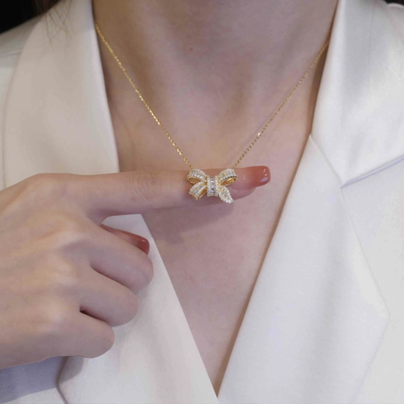 Colier cu nod în formă de fundă, cu diamante complete, pentru femei; lanț pentru claviculă cu diamante baguette; accesoriu delicat și elegant în stil vedetă