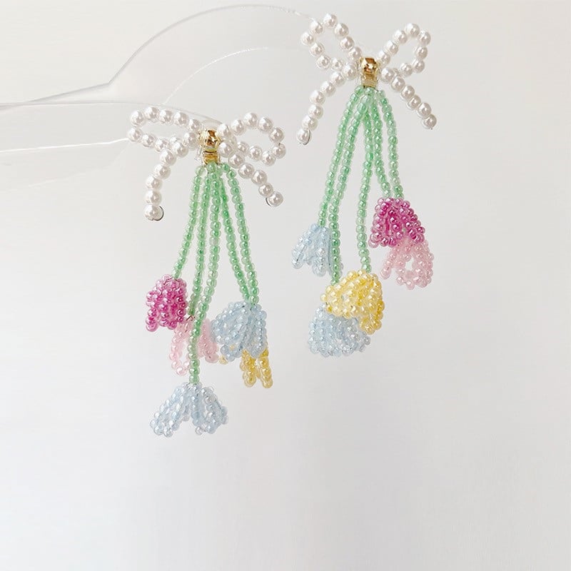 Cercei din mărgele, lucrate manual, cu flori, stil pădure – drăguți și jucăuși