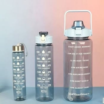 Set de trei pahare transparente din plastic cu pai, pentru utilizare în aer liber