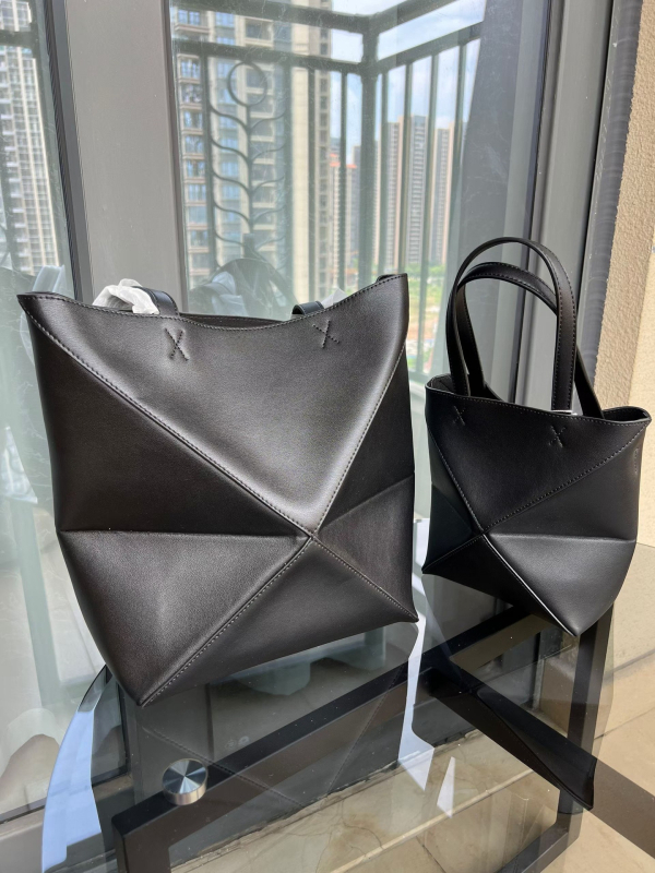 Geantă tote din piele naturală, geometrică, pliabilă, pentru femei