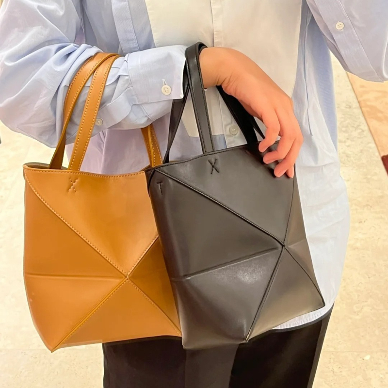 Geantă tote din piele naturală, geometrică, pliabilă, pentru femei
