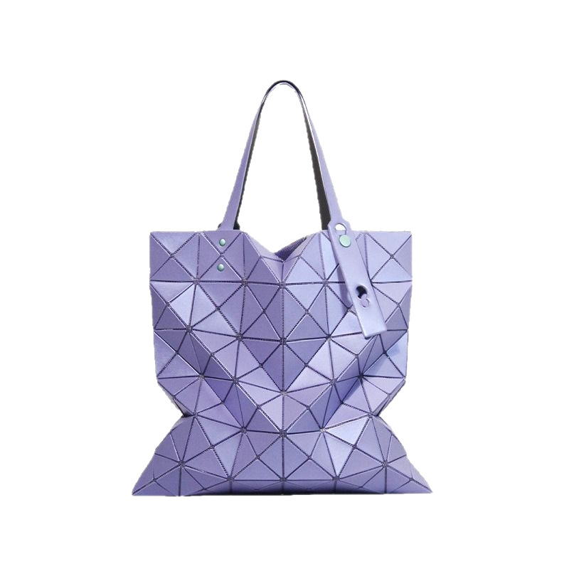 Geantă tote geometrică în formă de romb, finisaj mat și cu nituri colorate
