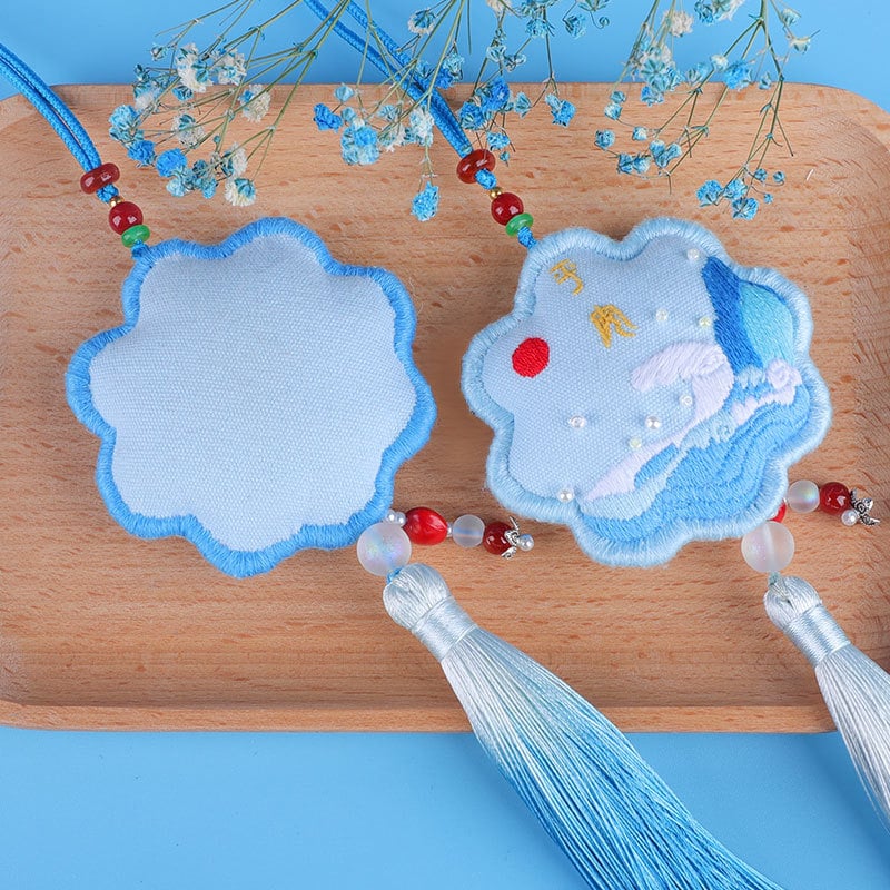 Set DIY broderie cu talisman – săculeț pentru liniște, pachet materiale pentru cusut, pentru agățat în mașină