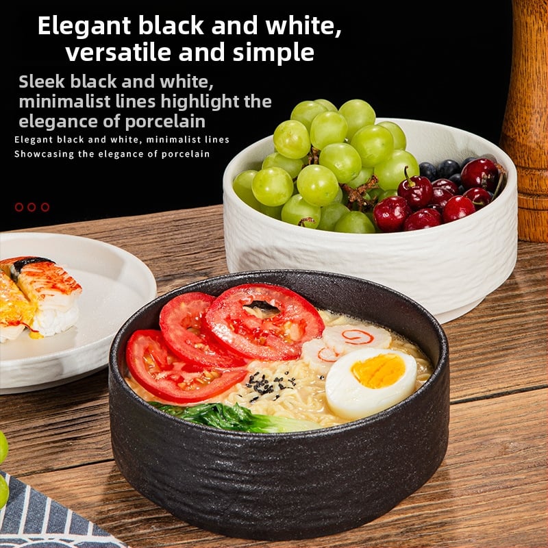 Fedéllel ellátott porcelán tálak – készlet instant tészta, saláta és sushi számára; átmérő 16–17 cm; kör alakú forma, matt felület; modernista stílus; mindennapi és diákhasználatra alkalmas.