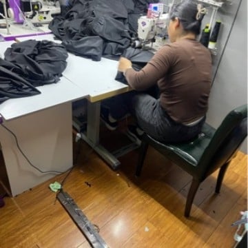 Pantaloni scurți de înot pentru bărbați din sharkskin impermeabili, respirabili, uscare rapidă, croială lejeră, mărime XL