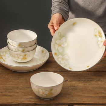 Set cadou de vase și farfurii ceramice în stil japonez, cu glazură sub glazură, model floral, formă rotundă, diametrul 11–11.9 cm, compatibil cu microunde