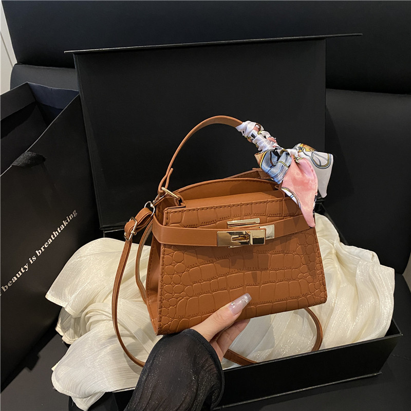 Geantă Kelly modernă și versatilă, geantă de umăr cu șal de mătase, look premium pentru uz zilnic