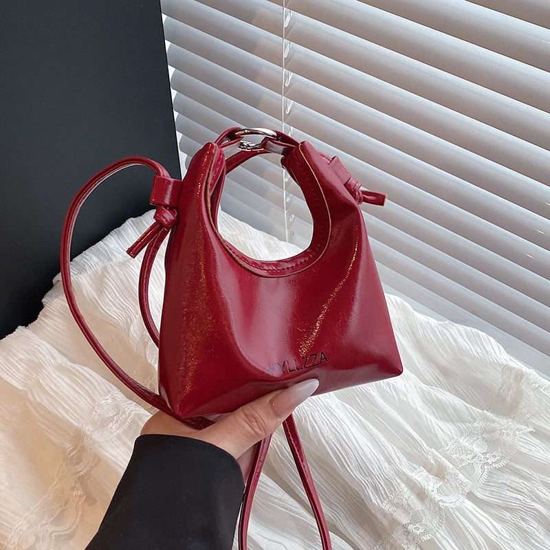Genți pentru femei cu design de nișă — Primăvara 2026, geantă de umăr crossbody, geantă de damă elegantă în formă de dumpling