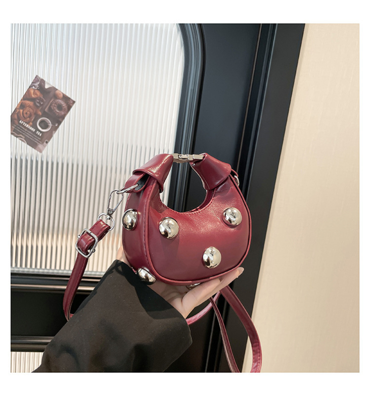 2025 Geantă de damă crossbody minimalistă, cu ținte metalice, mică pătrată, pentru uz zilnic