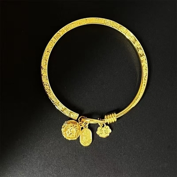 Brățară cu pandantiv într-o nuanță aurie, cuvinte norocoase, stil chinoiserie, brățară deschisă cu charm pentru longevitate