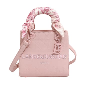Geantă crossbody Diana, broderie și eșarfă de mătase, stil urban pentru femei