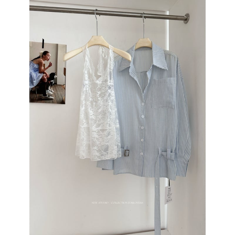 Set pentru femei: bluză în dungi și fustă din dantelă, alb, colecție primăvară, elegant și versatil