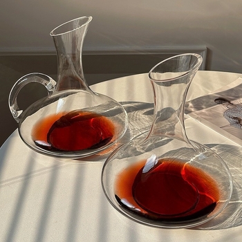 Decantor din sticlă pentru vin roșu cu set de pahare, capacitate 1000 ml, design modern minimalist