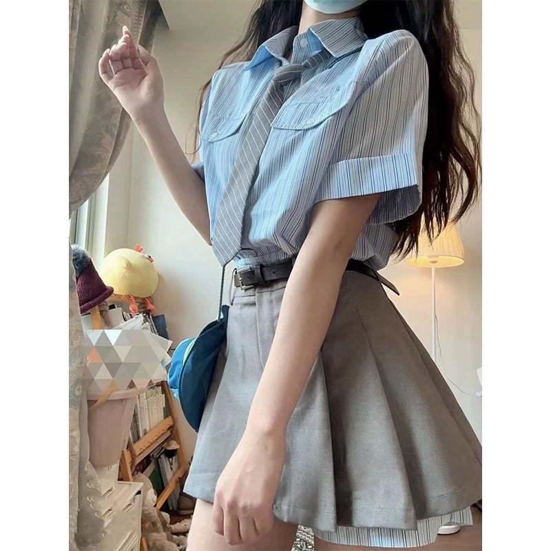 Set feminin: rochie-bluză cu dungi, stil colegial, uniformă JK, inspirație japoneză/coreeană, fustă plisată scurtă.
