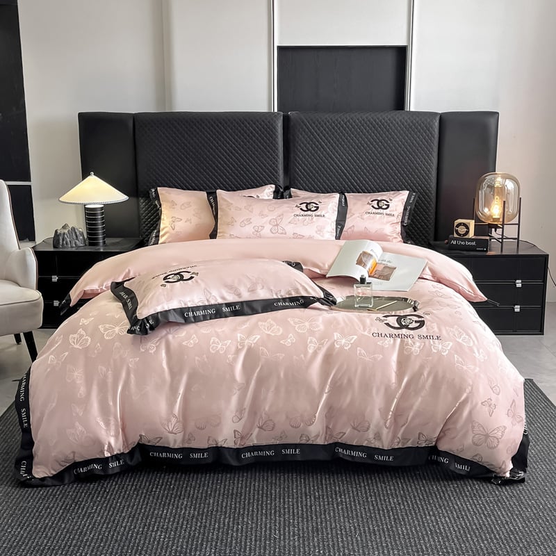 Set Ice Silk de pat 4 piese: husă de pilotă, cearșaf, cearșaf cu elastic și fețe de pernă cu imprimeu fluture, confort de vară