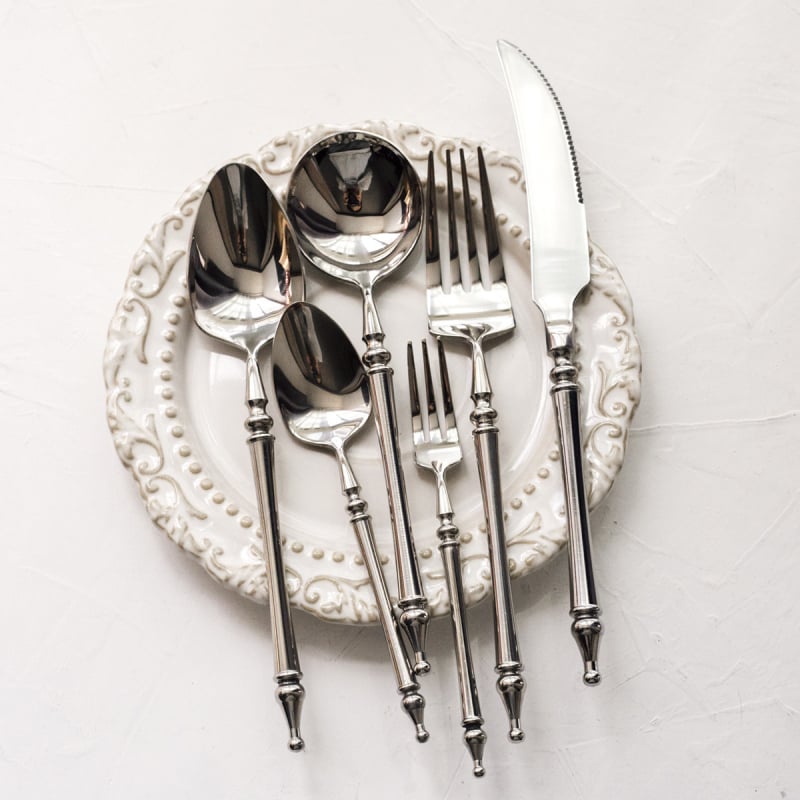 Set de tacâmuri occidentale din oțel inoxidabil 304, cuțit pentru friptură, furculă, lingură și furculiță de desert, linguriță de desert, design retro luxos
