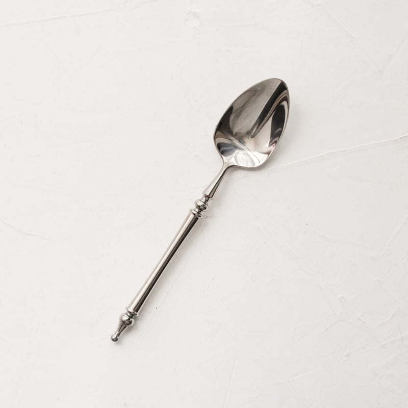 Set de tacâmuri occidentale din oțel inoxidabil 304, cuțit pentru friptură, furculă, lingură și furculiță de desert, linguriță de desert, design retro luxos