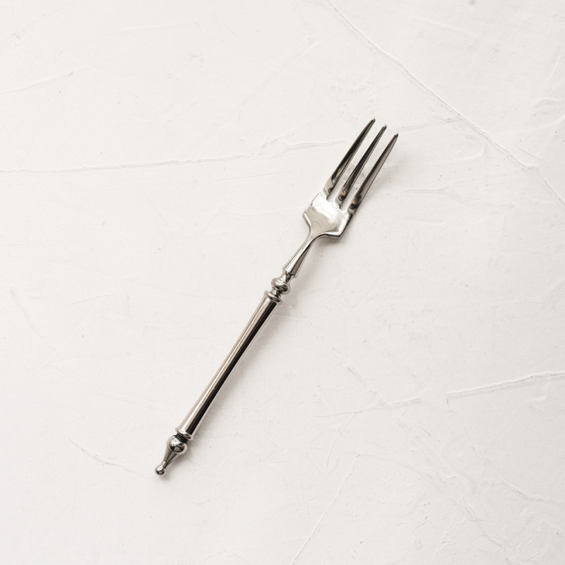 Set de tacâmuri occidentale din oțel inoxidabil 304, cuțit pentru friptură, furculă, lingură și furculiță de desert, linguriță de desert, design retro luxos