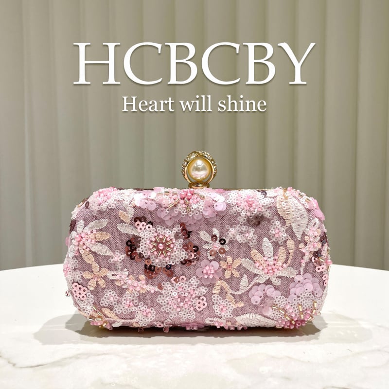 Geantă clutch verde închis cu paiete lucioase brodate cu mărgele, accesoriu elegant pentru femei.