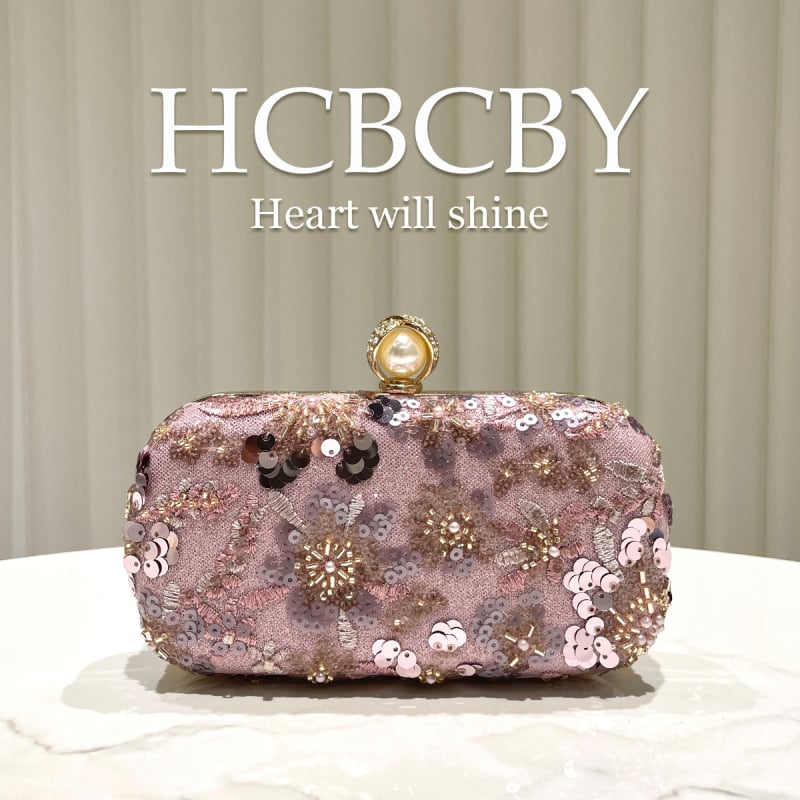Geantă clutch verde închis cu paiete lucioase brodate cu mărgele, accesoriu elegant pentru femei.