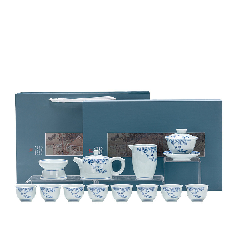 Set ceai Dehua vintage albastru și alb - ceainic din ceramică, gaiwan și cești într-o cutie cadou