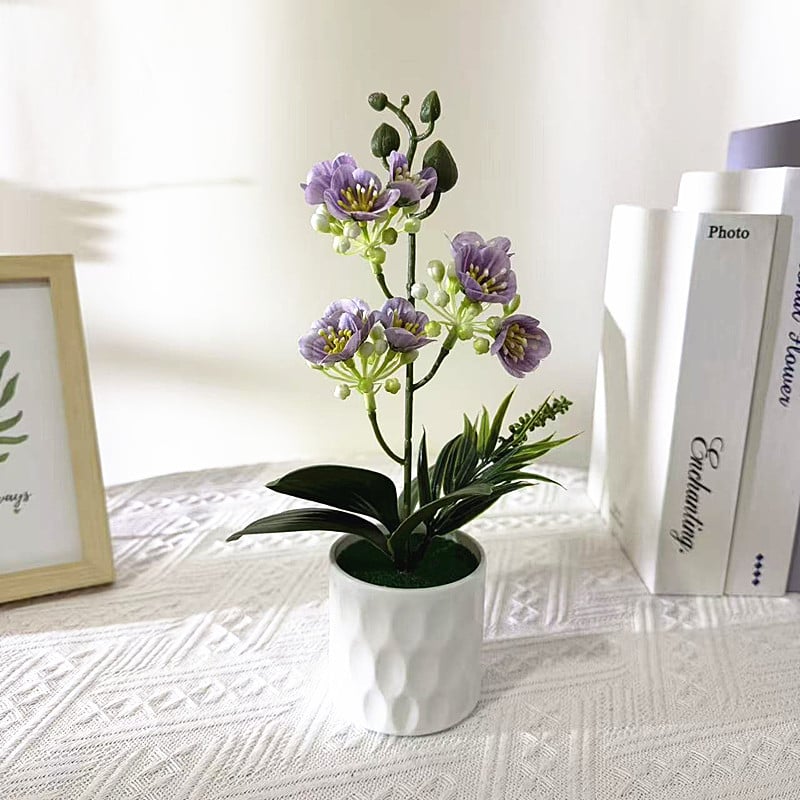 Bonsai cu iasmin cu trei ramuri, nouă flori, în ghiveci mic — plantă artificială de interior pentru decor și fotografie