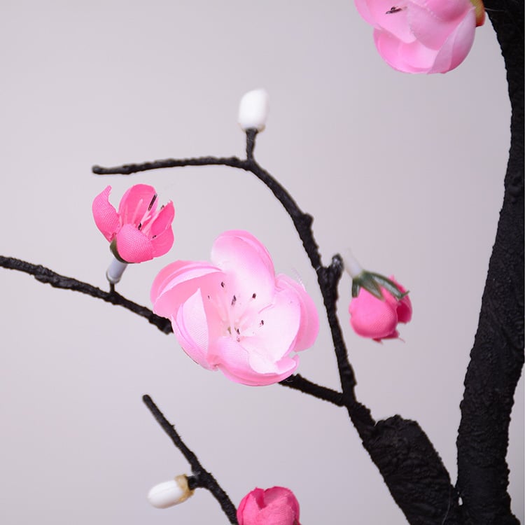 Ramuri artificiale cu flori de prune pentru decor de casă și de nuntă