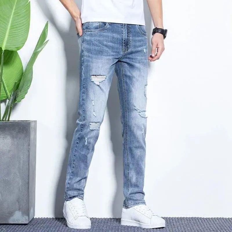 Blugi albastru deschis pentru bărbați, denim cu elastan, detalii rupte, ușori pentru vară, croială drept-slim