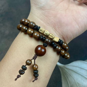 Brățară unisex din lemn de santal auriu, 8 mm, cu design cu cercuri duble și mărgele din semințe de pasiune, stil etnic pădure