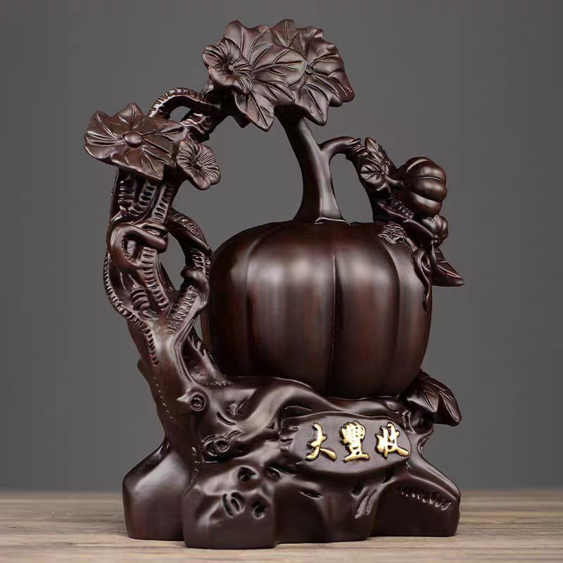 Ornament din lemn de abanos: dovleac de toamnă sculptat, decor pentru living