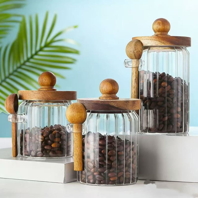 Recipient de depozitare din sticlă borosilicată sigilat, cu capac și linguriță, pentru boabele de cafea; praf protejat și curat