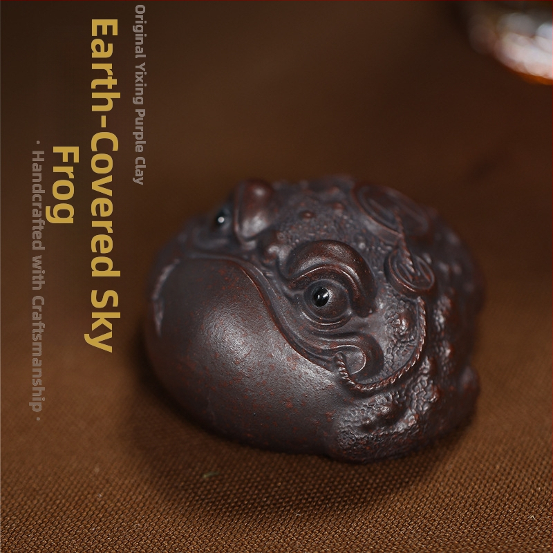 Fialový pieskový čajový maznáčik: trojnohá zlatá ropucha, ručne vyrobená fialová hlinená ozdoba s nádherne vyrezávaným podstavcom