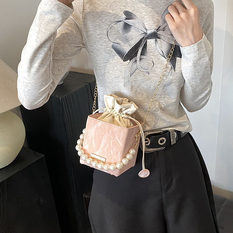 Geantă mică de vară tip găleată, 2024 nou model, casual minimalist, crossbody, cu perle