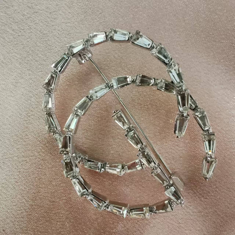 Broșă GG cu litere, accesorii de modă pentru paltoane și costume – design de înaltă clasă