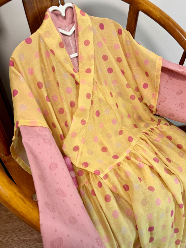 Rochie Hanfu în stil Ming, cu buline, căptușită, mâneci scurte, pentru purtare zilnică, primăvară-vară