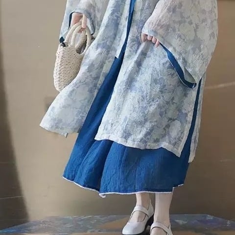 Hanfu nou îmbunătățit cu elemente Han, rochie lungă cu guler înalt în stil Ming, fustă cu bretele, set de trei piese pentru purtare zilnică