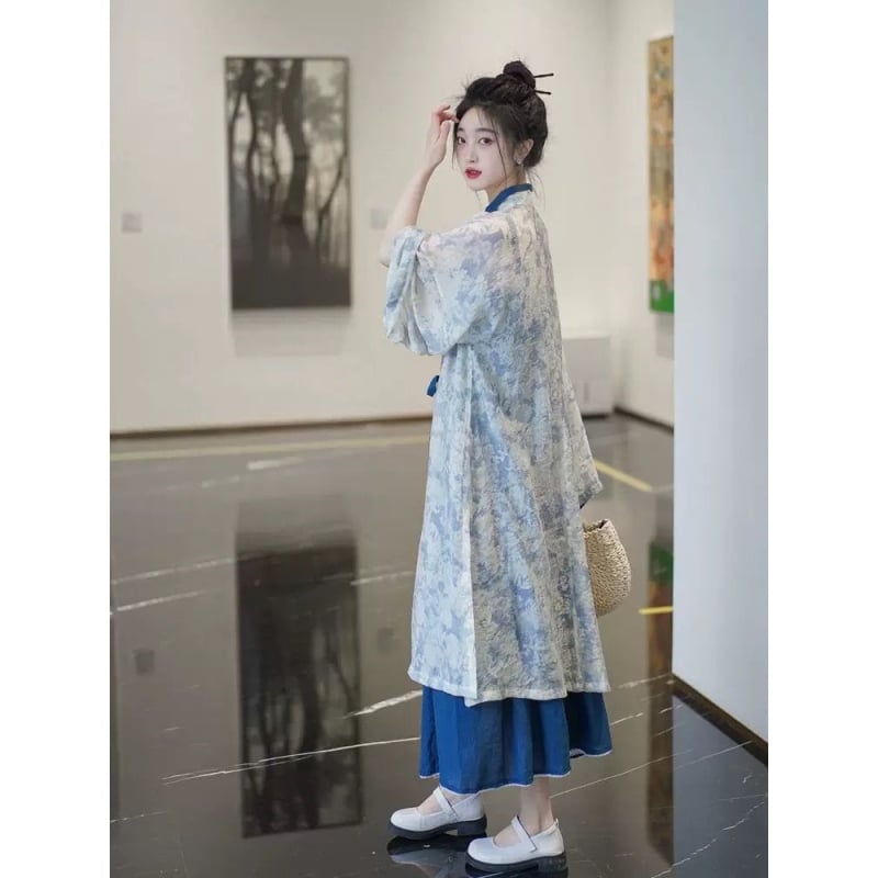 Hanfu nou îmbunătățit cu elemente Han, rochie lungă cu guler înalt în stil Ming, fustă cu bretele, set de trei piese pentru purtare zilnică