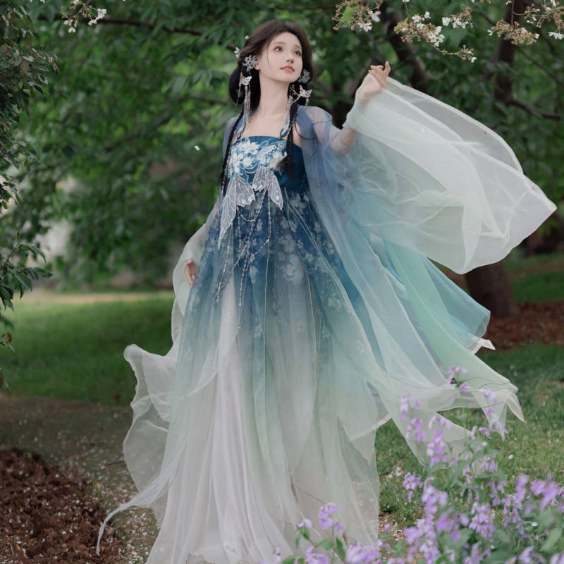 Hanfu pentru femei: fustă Hezi și top cu mâneci largi, design îmbunătățit, stil național eteric, broderie densă, jacquard poliester