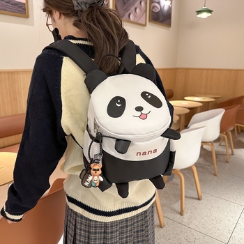 Rucsac drăguț pentru grădiniță cu panda roșu — din nylon, respirabil și durabil.