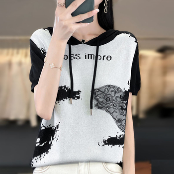 Tricou tricotat damă cu glugă, mâneci scurte, din mătase rece, dantelă, stil retro cu imprimeu în cerneală