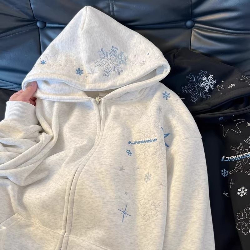 Hanorac cardigan gros cu fermoar, broderie cu fulgi de zăpadă și căptușeală din fleece, stil street american.