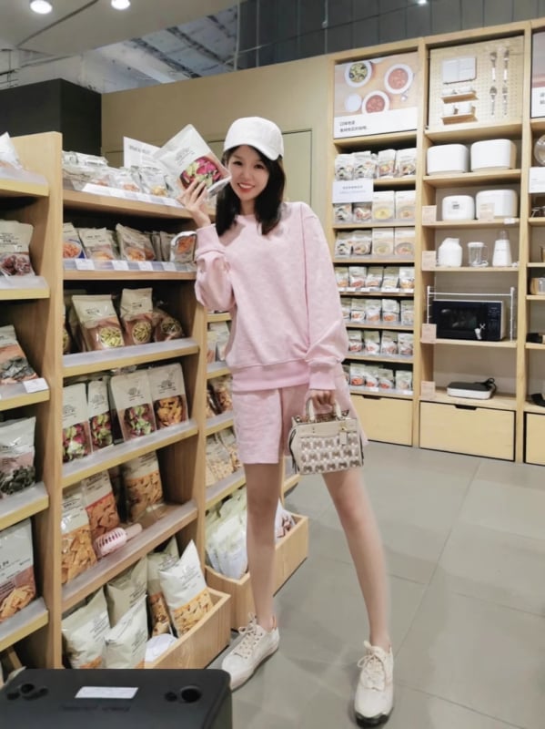 CH Koujia Pulover roz pentru femei din bumbac 100% cu jacquard greu și imprimeu all-over, guler rotund, casual